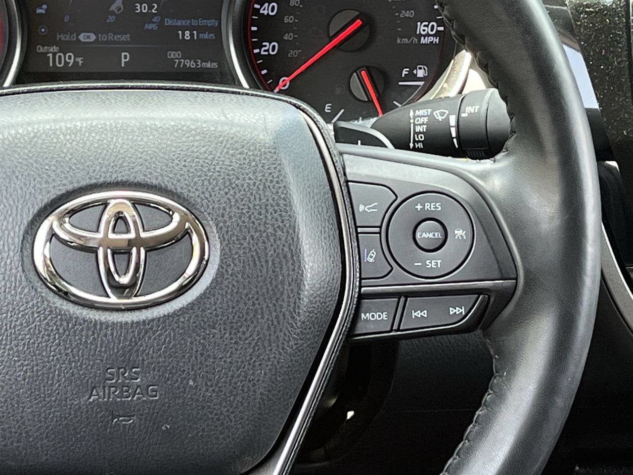 Used 2021 Toyota Camry XSE FWD image 14