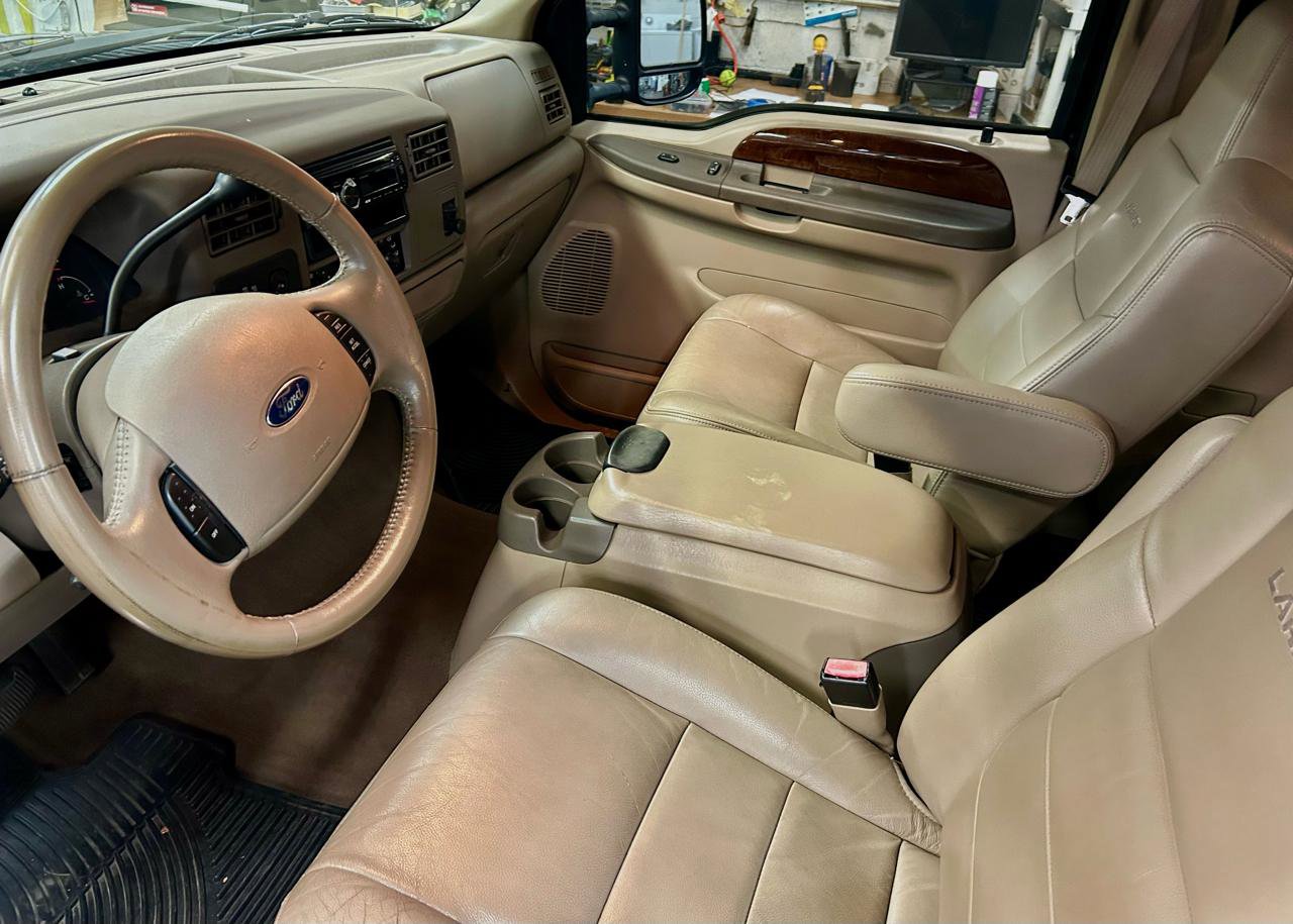 Used 2004 Ford F350 Lariat AWD/4WD image 10