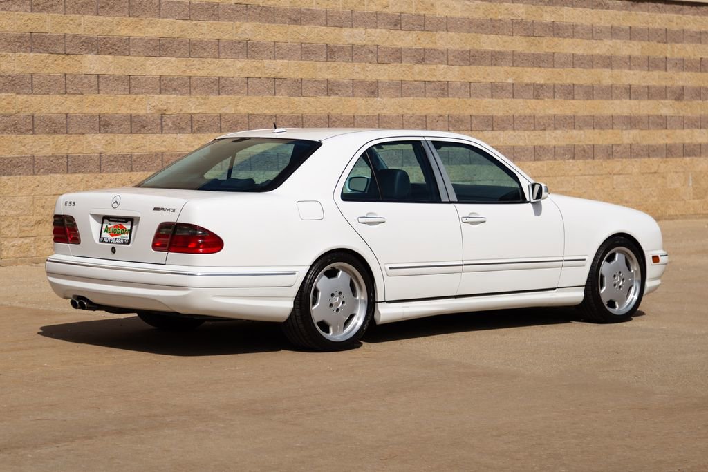 Used 2000 Mercedes-Benz E 55 AMG Sedan image 5
