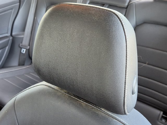 Used 2023 Volkswagen Jetta SE FWD image 28