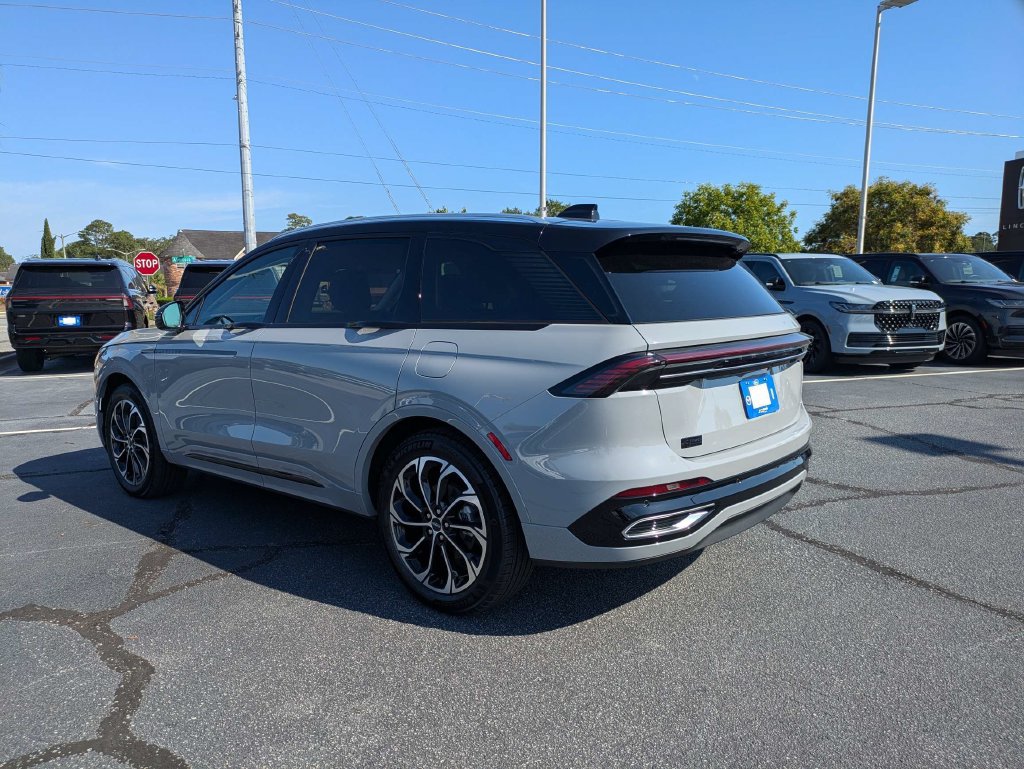 New 2026 Lincoln Nautilus Reserve AWD/4WD image 6
