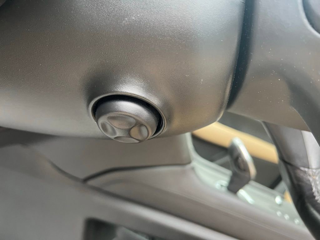 Used 2017 Cadillac XT5 Platinum w/ Driver Assist Package image 37