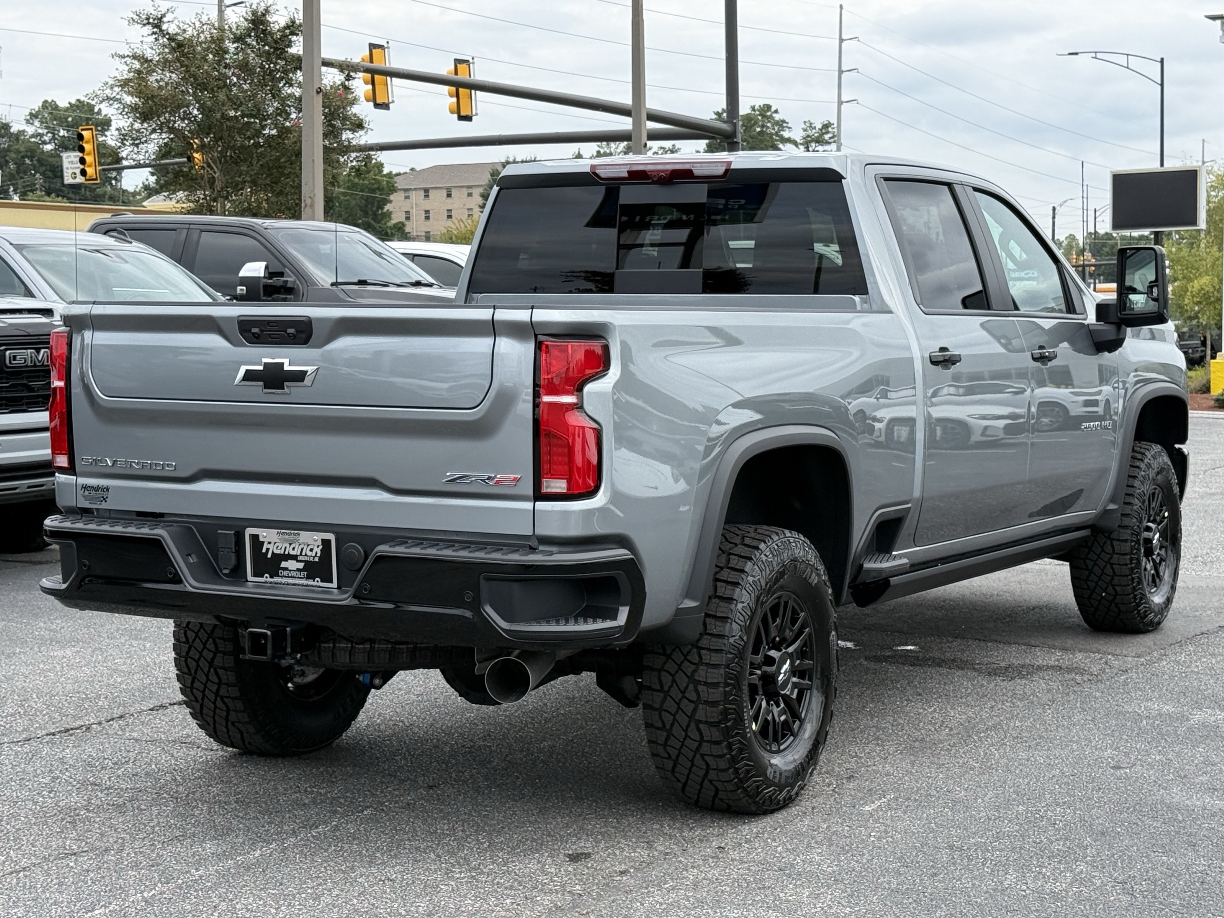 New 2026 Chevrolet Silverado 2500 ZR2 AWD/4WD image 10