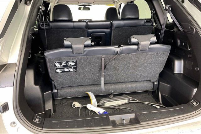 Used 2023 Mitsubishi Outlander SE AWD/4WD image 26