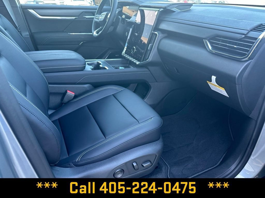 New 2026 GMC Acadia Elevation w/ Black Edition FWD image 28