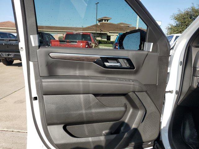 New 2026 Chevrolet Suburban LS w/ LPO, Dark Essentials Package image 18