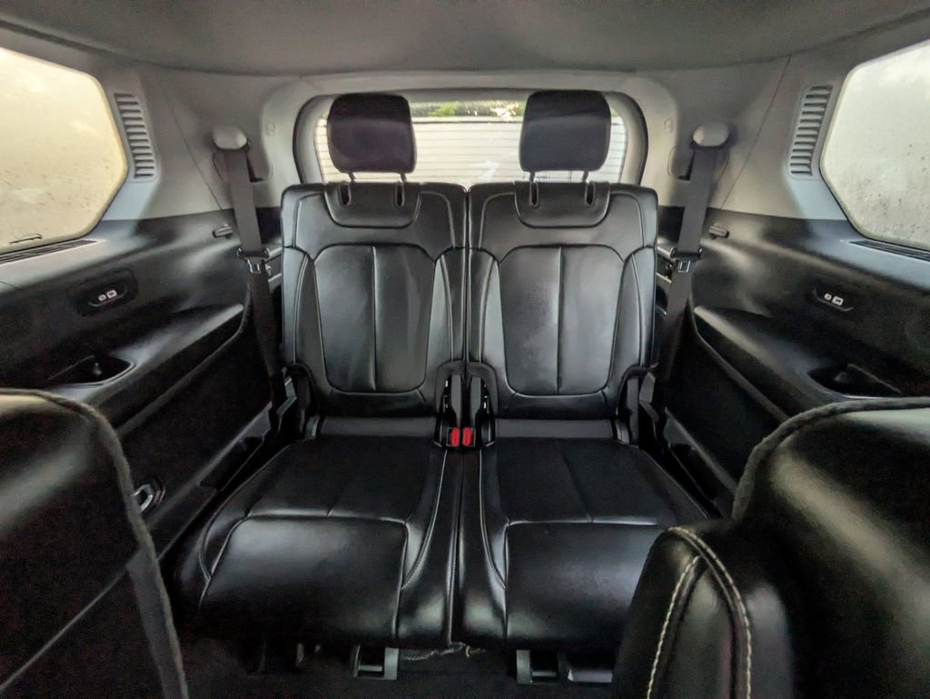 Used 2021 Jeep Grand Cherokee L Limited AWD/4WD image 15