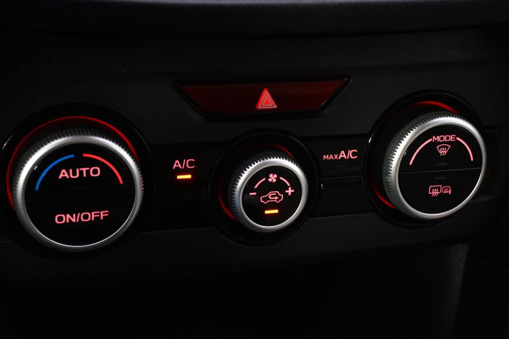 Used 2018 Subaru Impreza 2.0i Limited AWD/4WD image 33