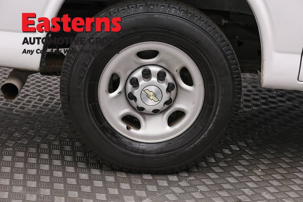 Used 2021 Chevrolet Express 2500 RWD image 26