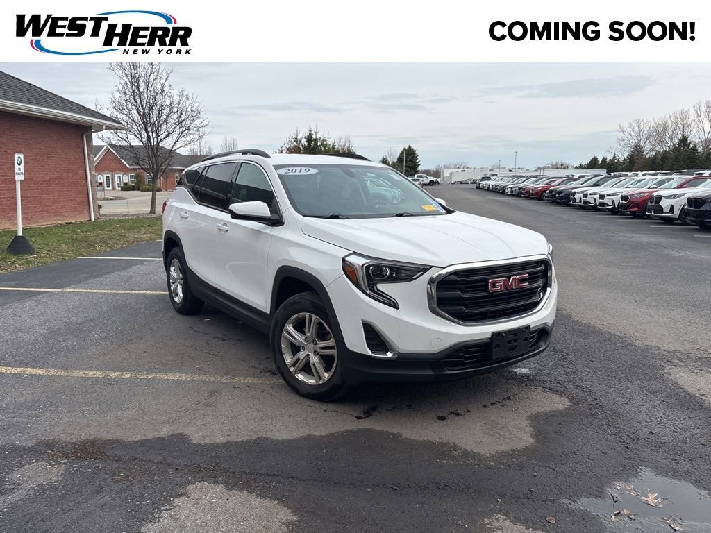Used 2019 GMC Terrain SLE w/ Driver Convenience Package image 1