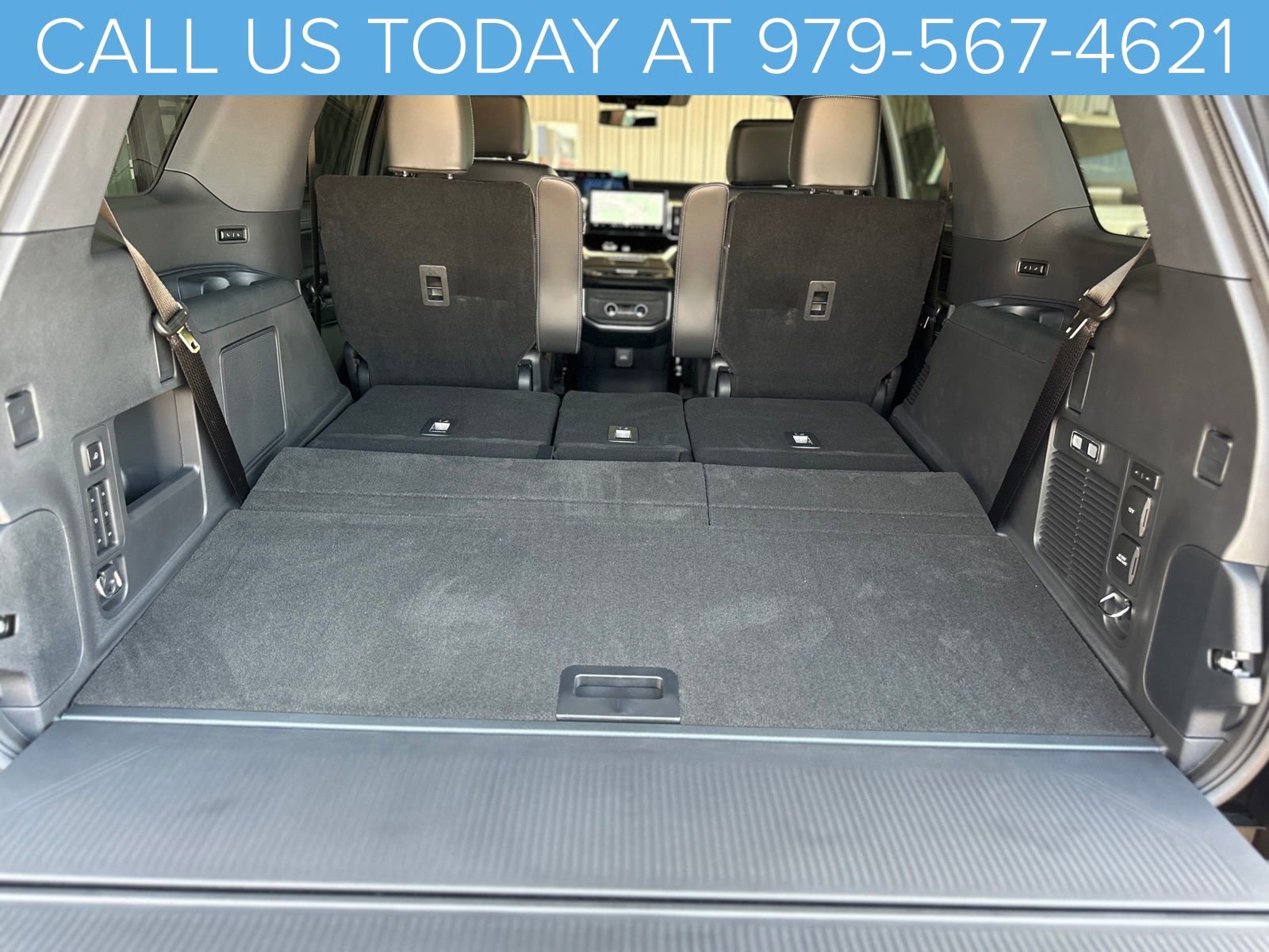 New 2025 Ford Expedition Platinum w/ Stealth Performance Package image 45