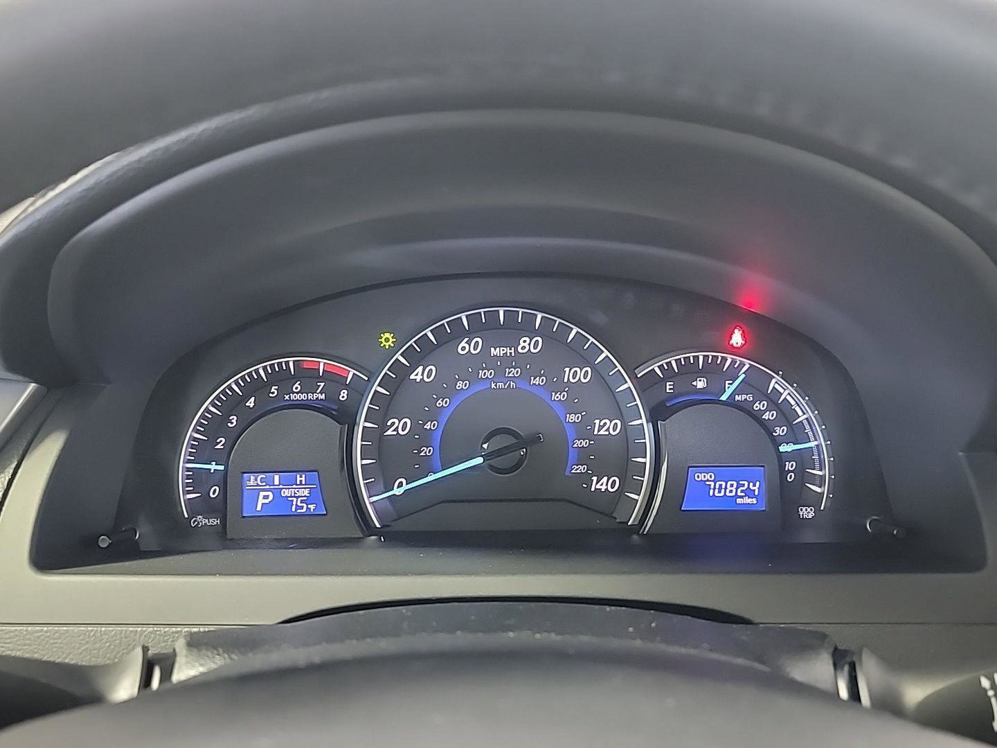 Used 2012 Toyota Camry XLE w/ Leather Pkg FWD image 23