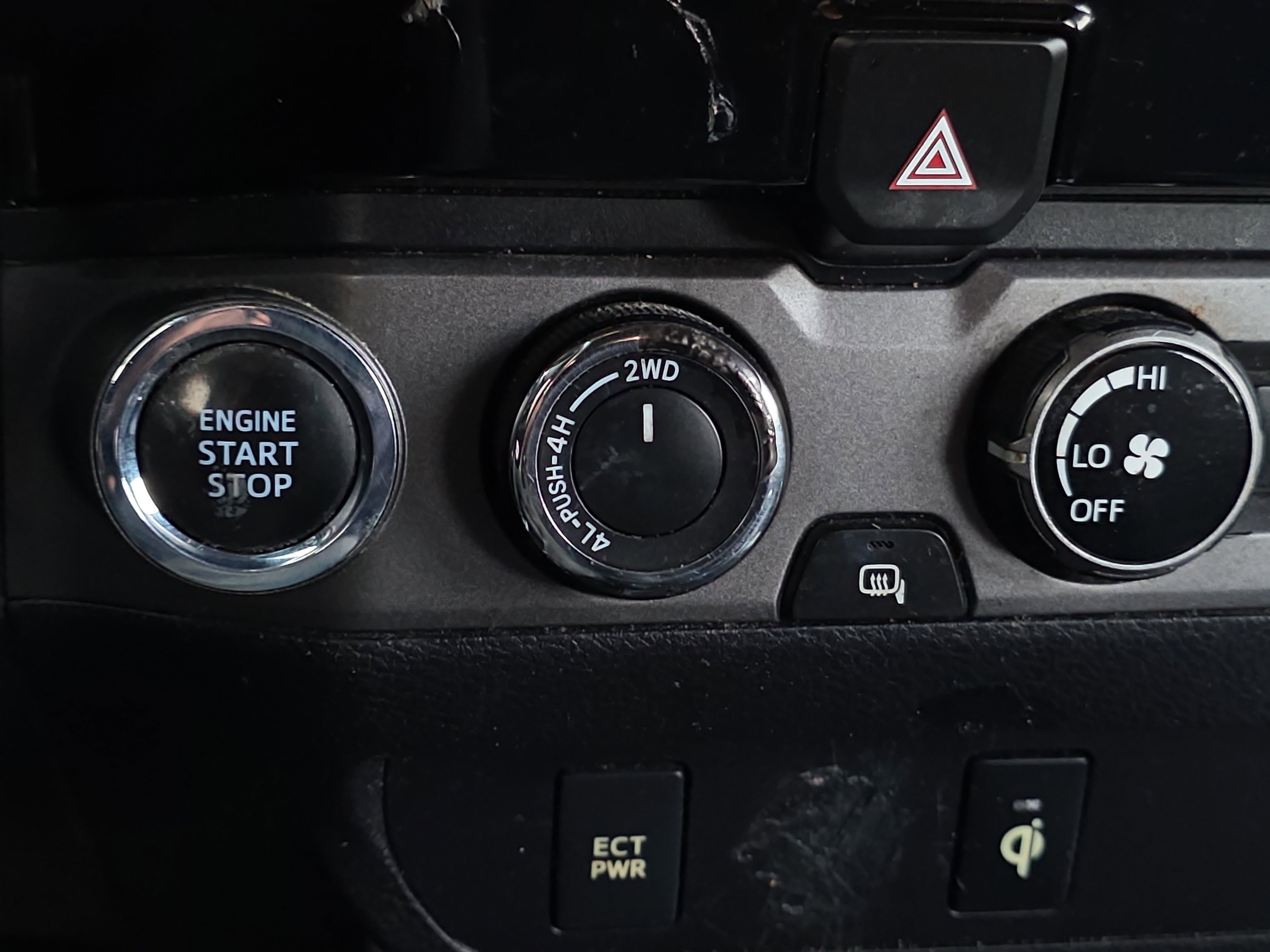 Used 2016 Toyota Tacoma TRD Off-Road w/ Towing Package image 20