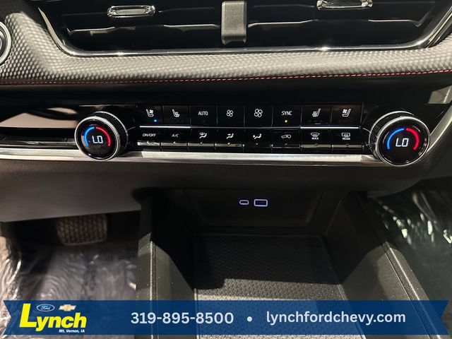 Used 2025 Chevrolet Equinox RS w/ Safety and Technology Package AWD/4WD image 12