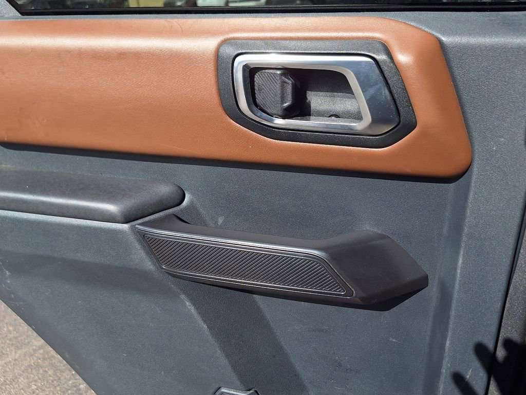Used 2024 Ford Bronco Outer Banks AWD/4WD image 12