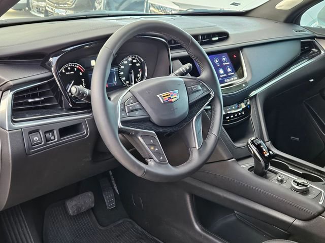 New 2025 Cadillac XT5 Premium Luxury image 10