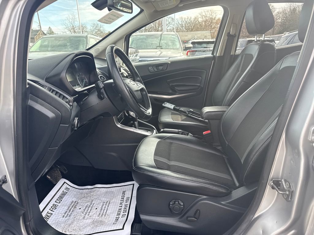 Used 2020 Ford EcoSport SES w/ SES Black Appearance Package image 14