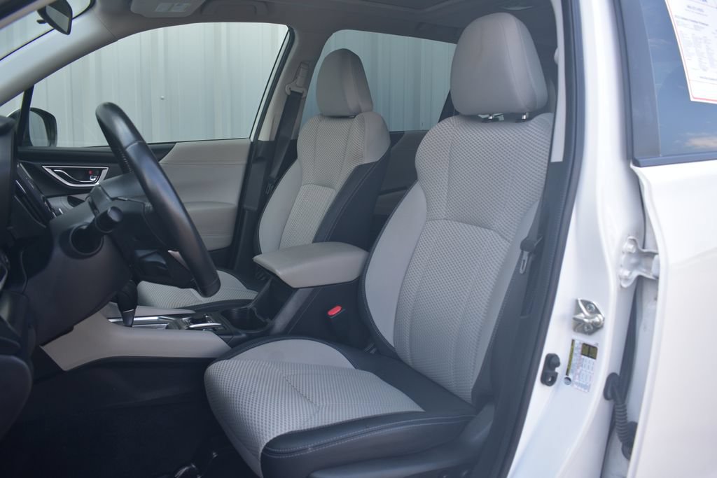Used 2022 Subaru Forester Premium AWD/4WD image 18