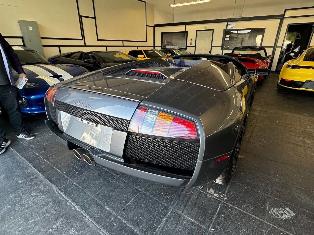 Used 2006 Lamborghini Murcielago Roadster AWD/4WD image 7