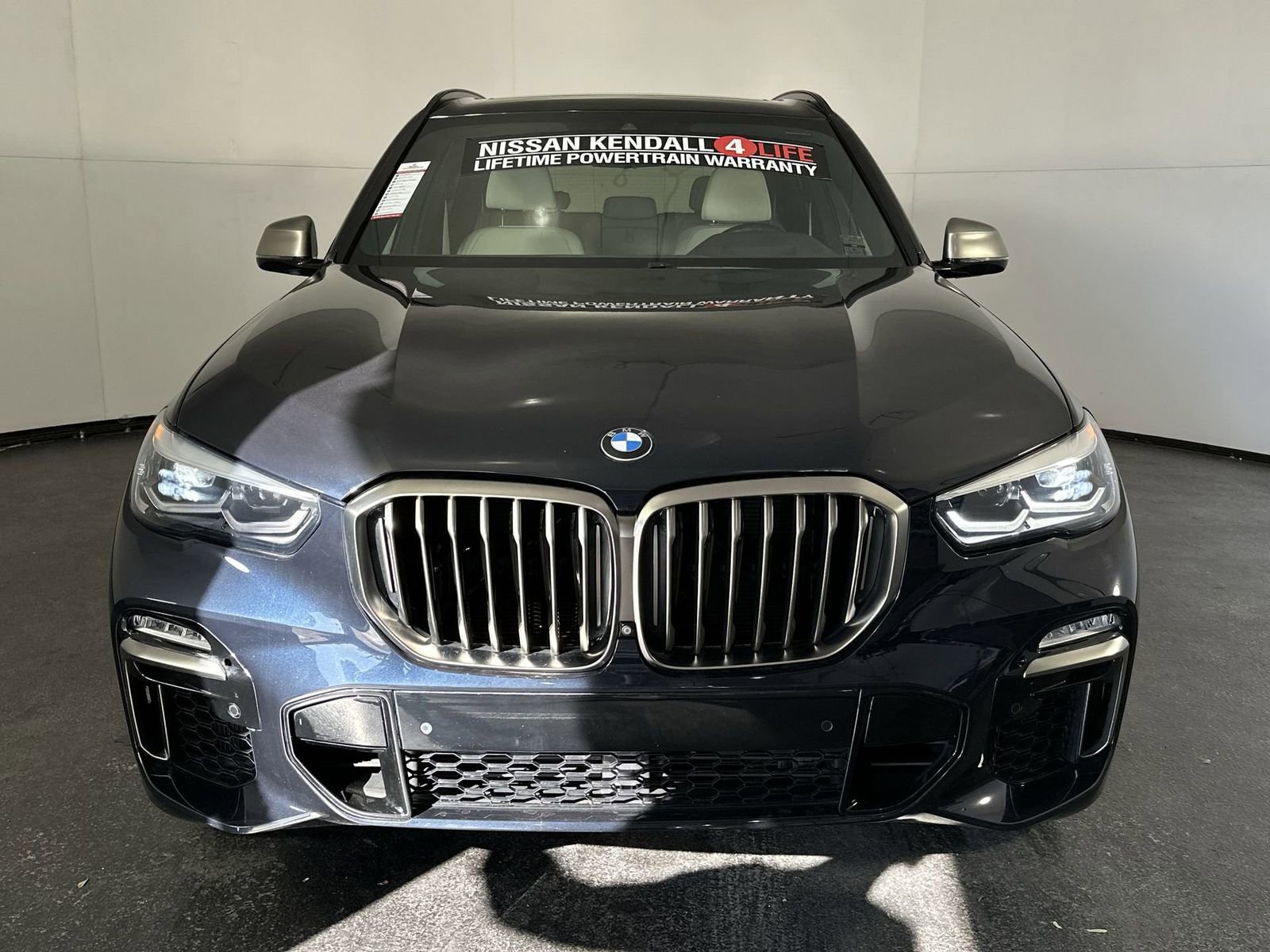 Used 2020 BMW X5 M50i w/ Premium Package AWD/4WD image 3