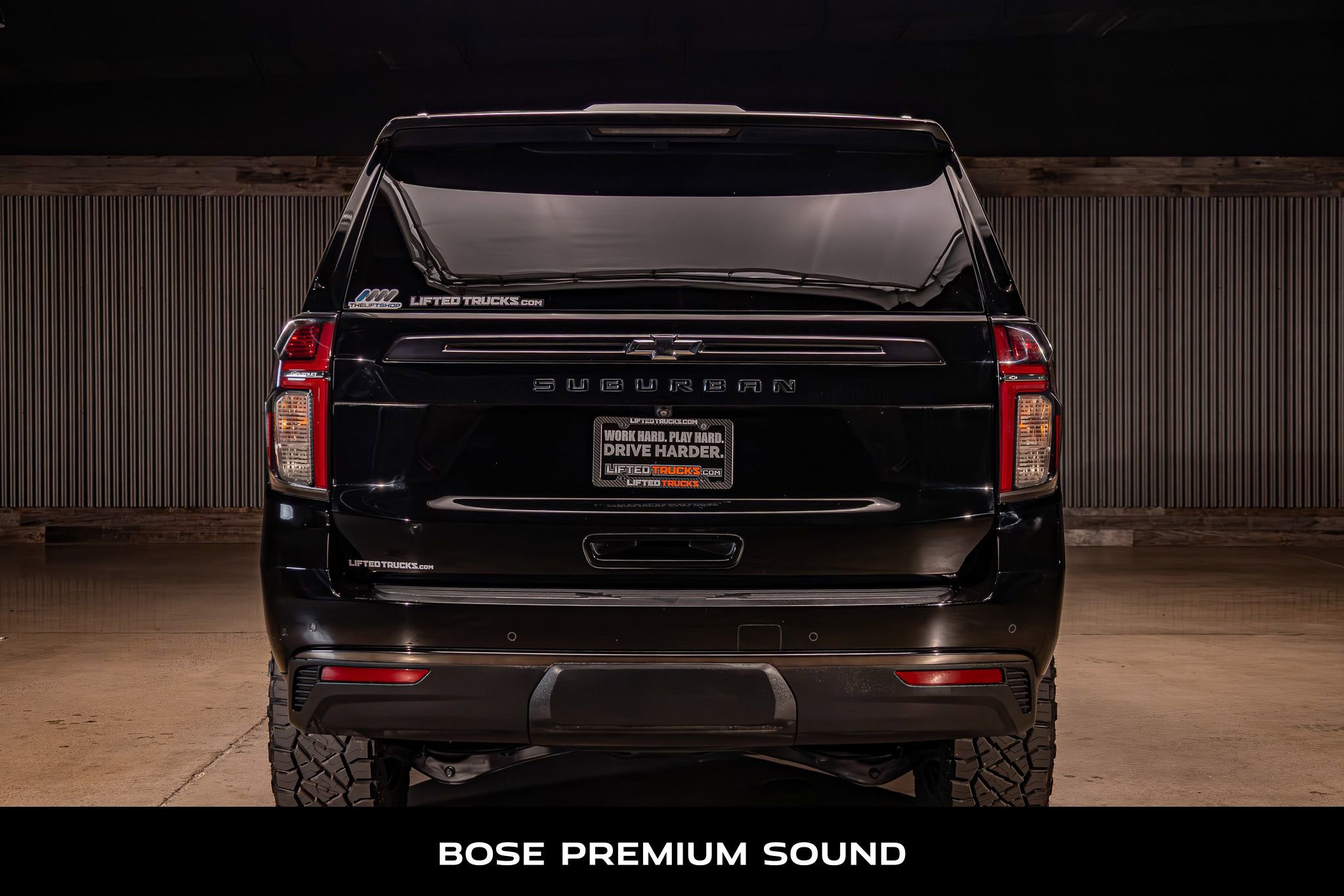 Used 2021 Chevrolet Suburban Z71 w/ Z71 Off-Road Package AWD/4WD image 8