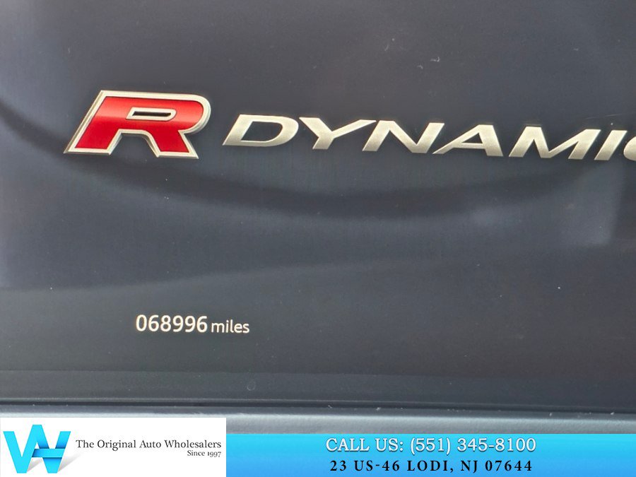 Used 2018 Land Rover Range Rover Velar R-Dynamic SE AWD/4WD image 25