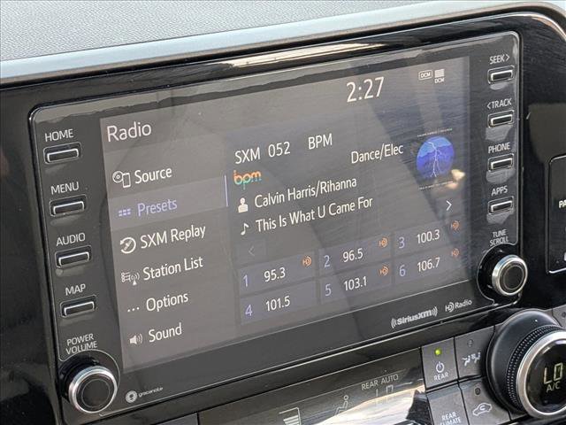 Used 2020 Toyota Highlander XLE image 11