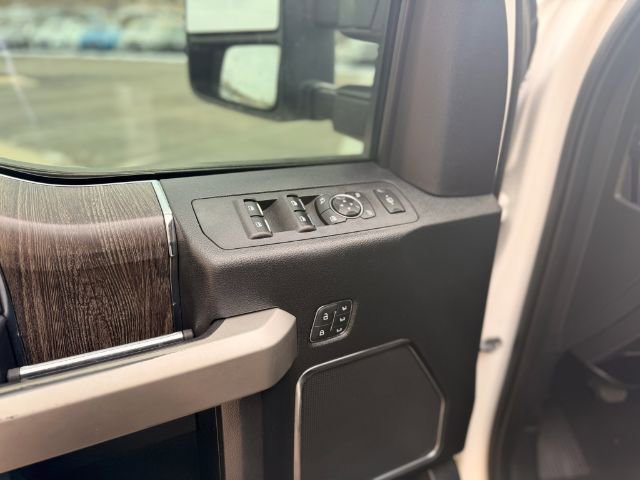 Used 2021 Ford F250 Lariat w/ Lariat Value Package image 15