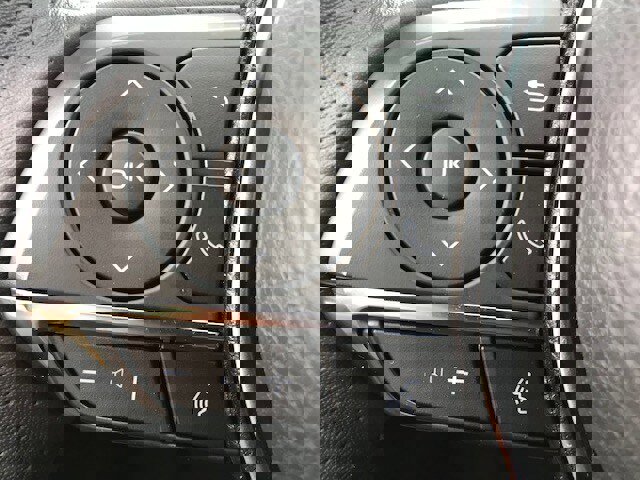 Used 2020 Toyota Avalon XSE image 16