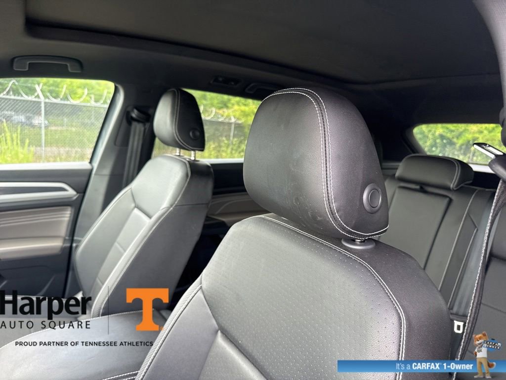 Used 2023 Volkswagen Atlas Cross Sport SEL AWD/4WD image 12