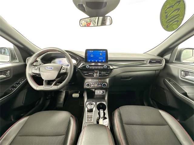 Used 2023 Ford Escape ST-Line image 3