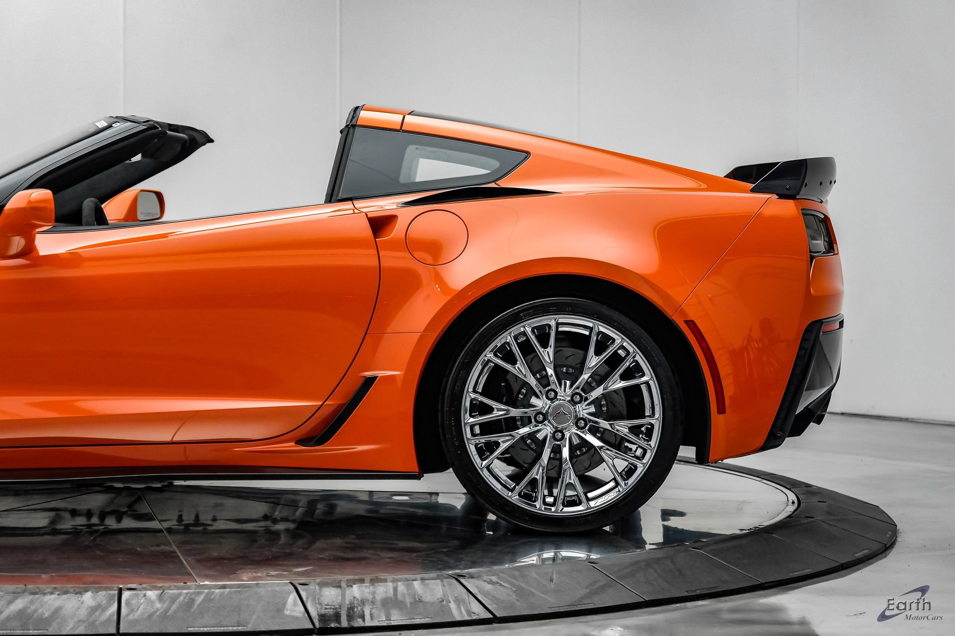 Used 2019 Chevrolet Corvette Z06 RWD image 11
