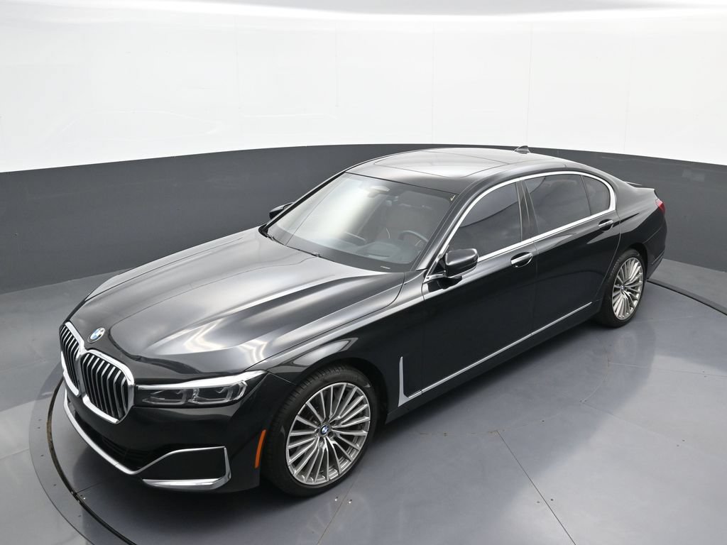 Used 2022 BMW 750i xDrive w/ Autobahn Package AWD/4WD image 32