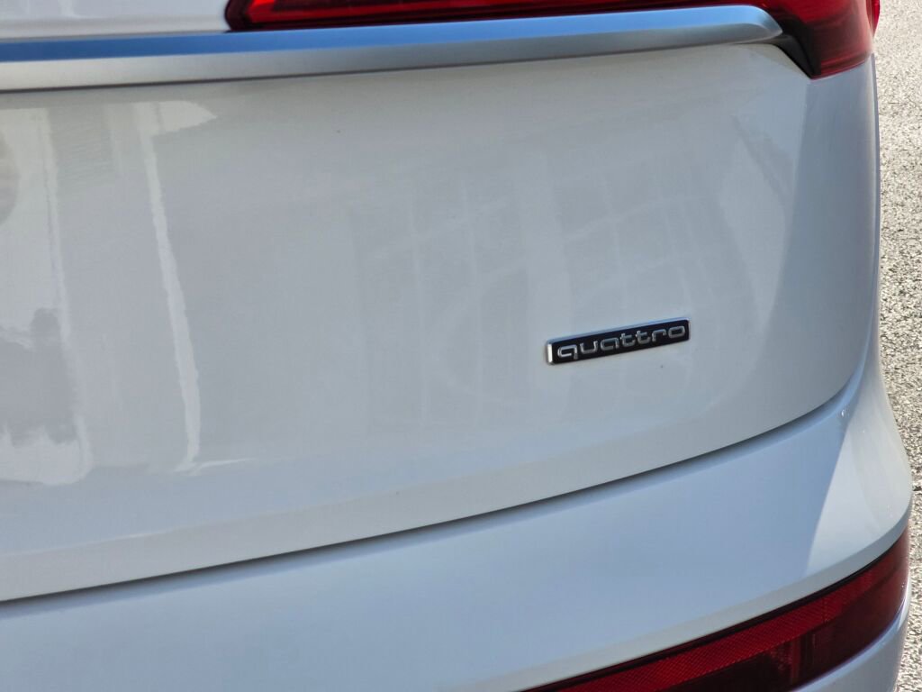 Used 2023 Audi Q5 2.0T Premium Plus image 16