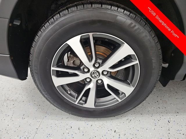 Used 2018 Toyota RAV4 XLE w/ Plus Extra Value Package image 7