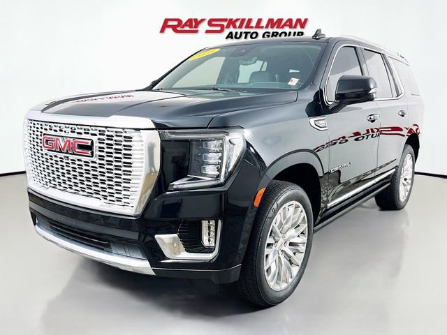 Used 2023 GMC Yukon Denali w/ Denali Reserve Package image 3