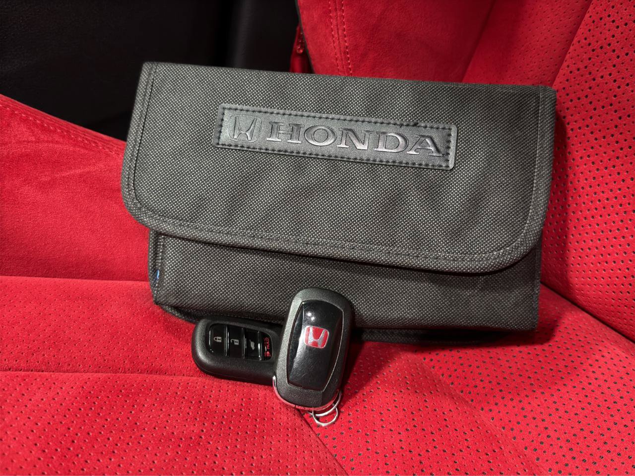 Used 2025 Honda Civic Type R image 32