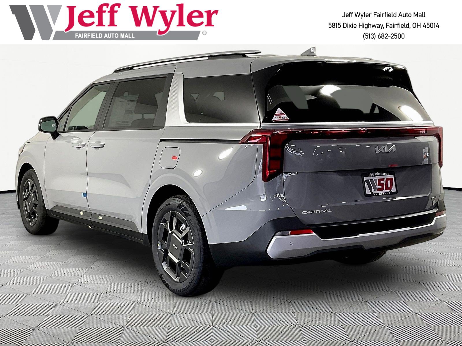 New 2026 Kia Carnival EX FWD image 4