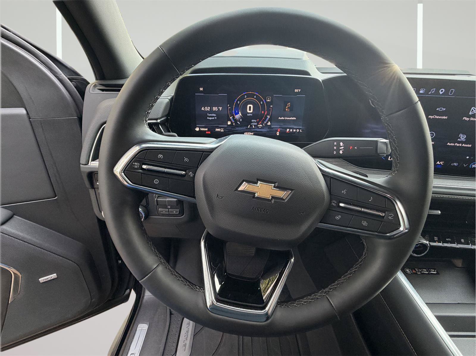 New 2026 Chevrolet Suburban Premier AWD/4WD image 37