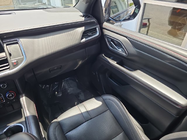 Certified 2024 Chevrolet Suburban RST RWD image 15