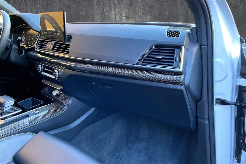 Used 2024 Audi SQ5 Premium Plus w/ Premium Plus Package image 26