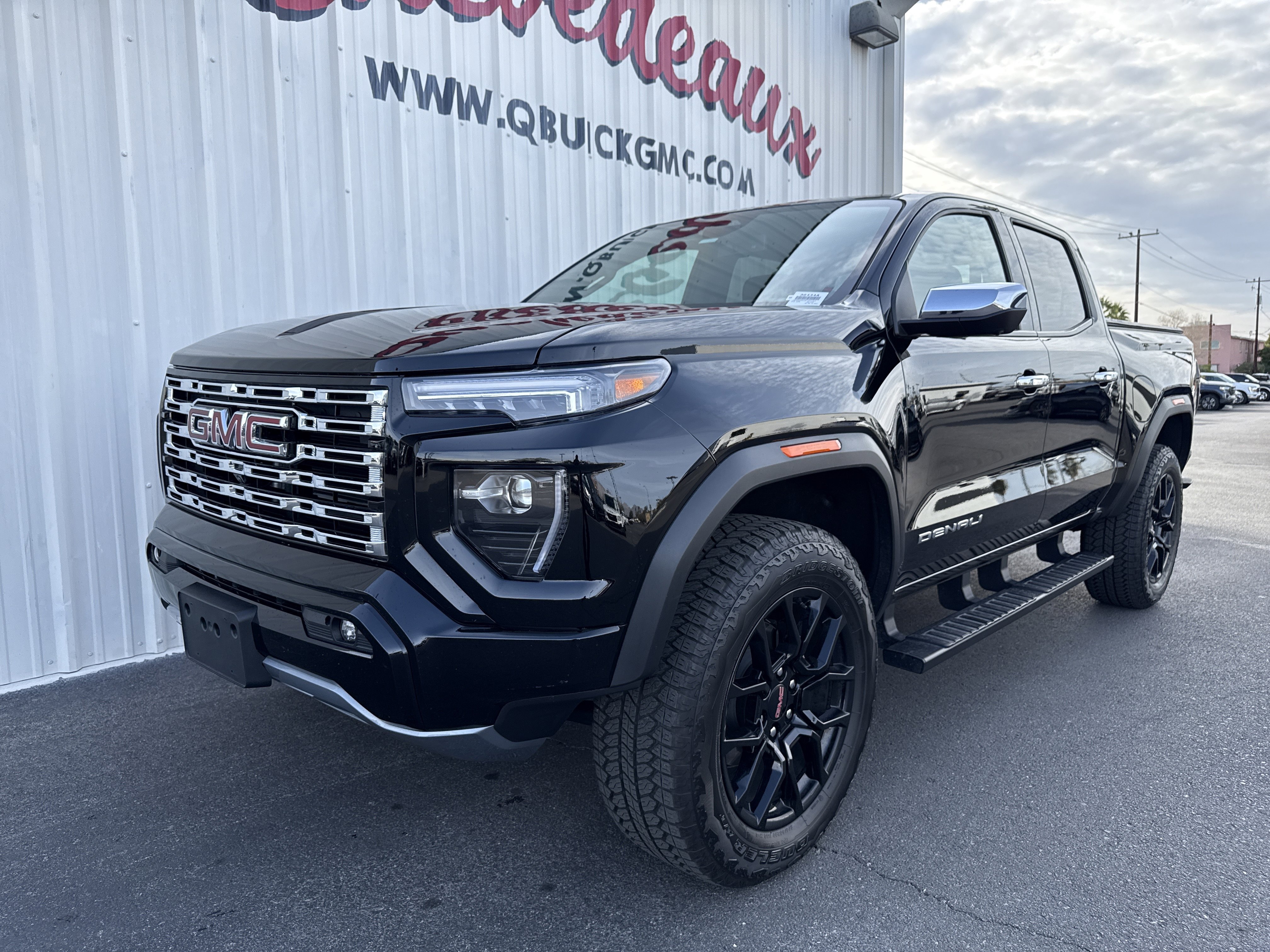 Used 2024 GMC Canyon Denali w/ LPO, Denali Black Edition image 7