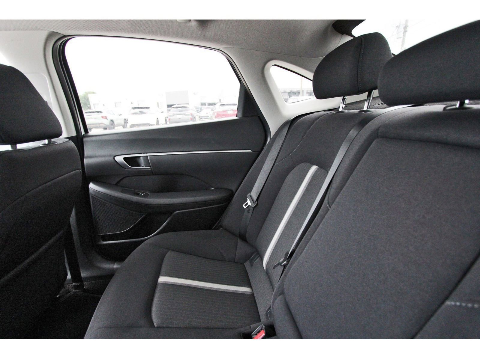 Used 2025 Hyundai Sonata SEL FWD image 13