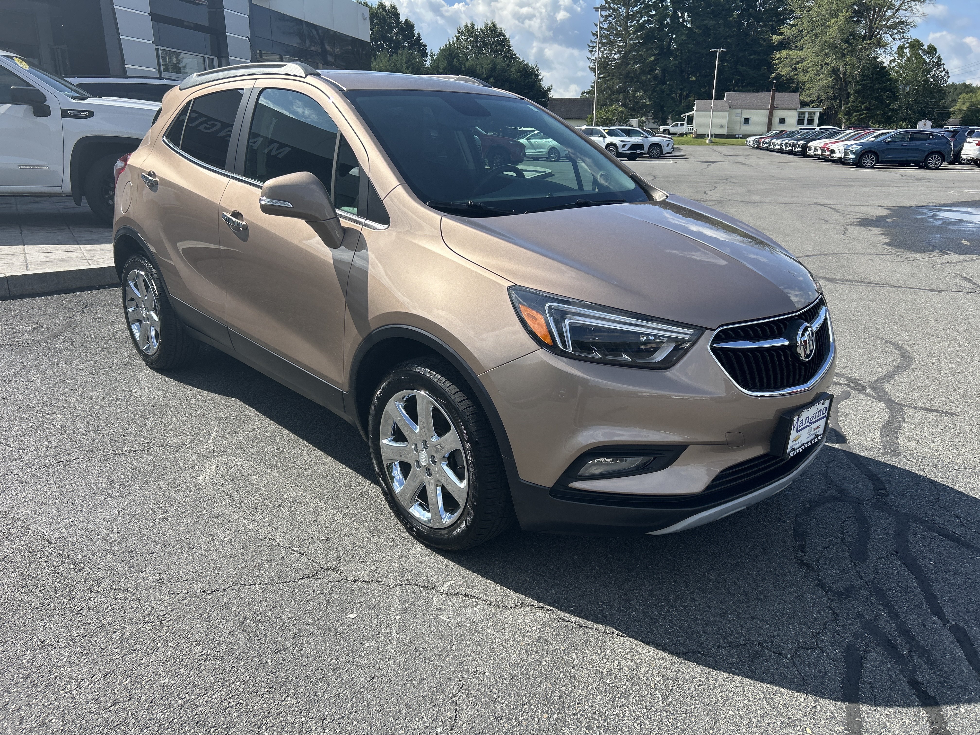 Used 2018 Buick Encore Essence w/ Experience Buick Package AWD/4WD image 13