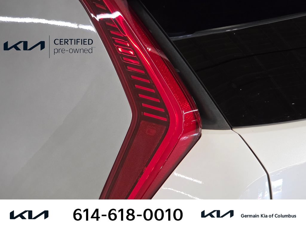 Certified 2023 Kia Niro Wave FWD image 15
