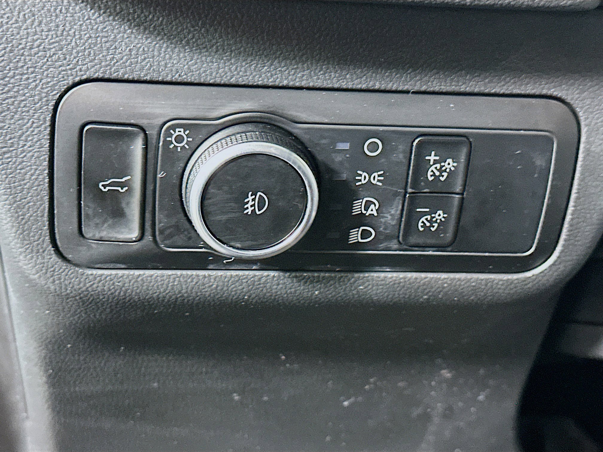 Used 2022 Ford Escape SEL image 17