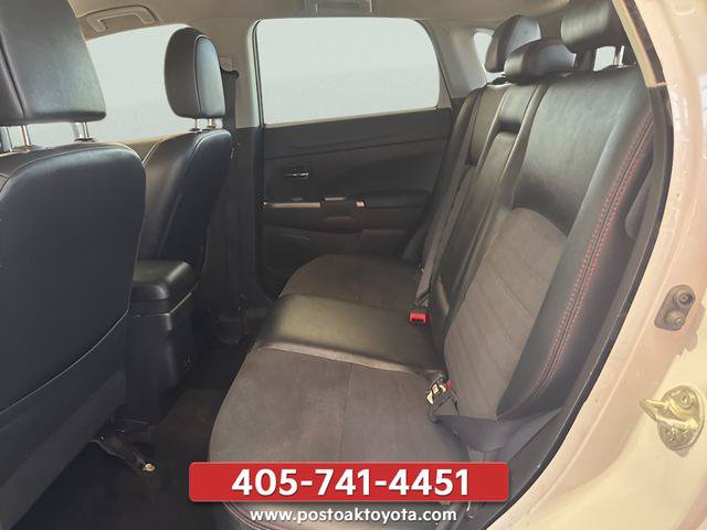 Used 2023 Mitsubishi Outlander Sport LE AWD/4WD image 28