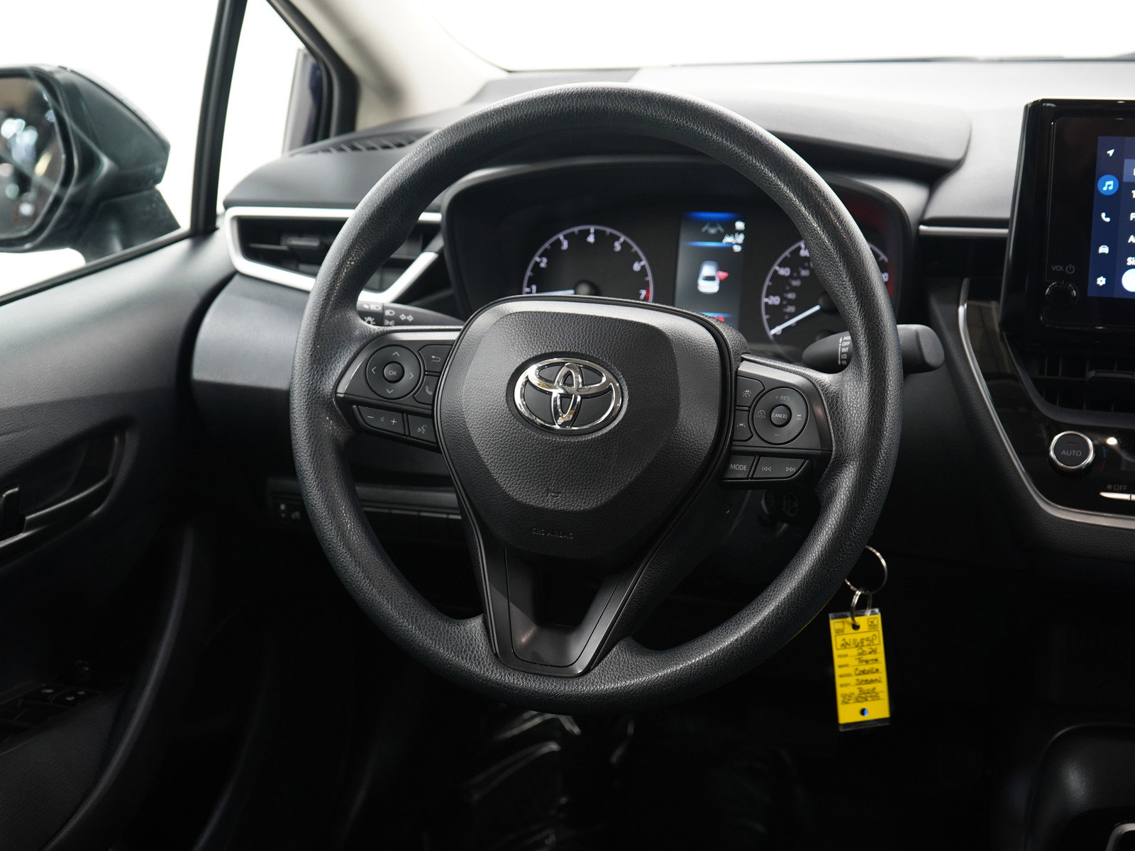 Used 2024 Toyota Corolla LE image 13