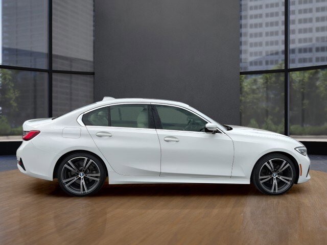 Used 2021 BMW 330i Sedan w/ Driving Assistance Package RWD image 16