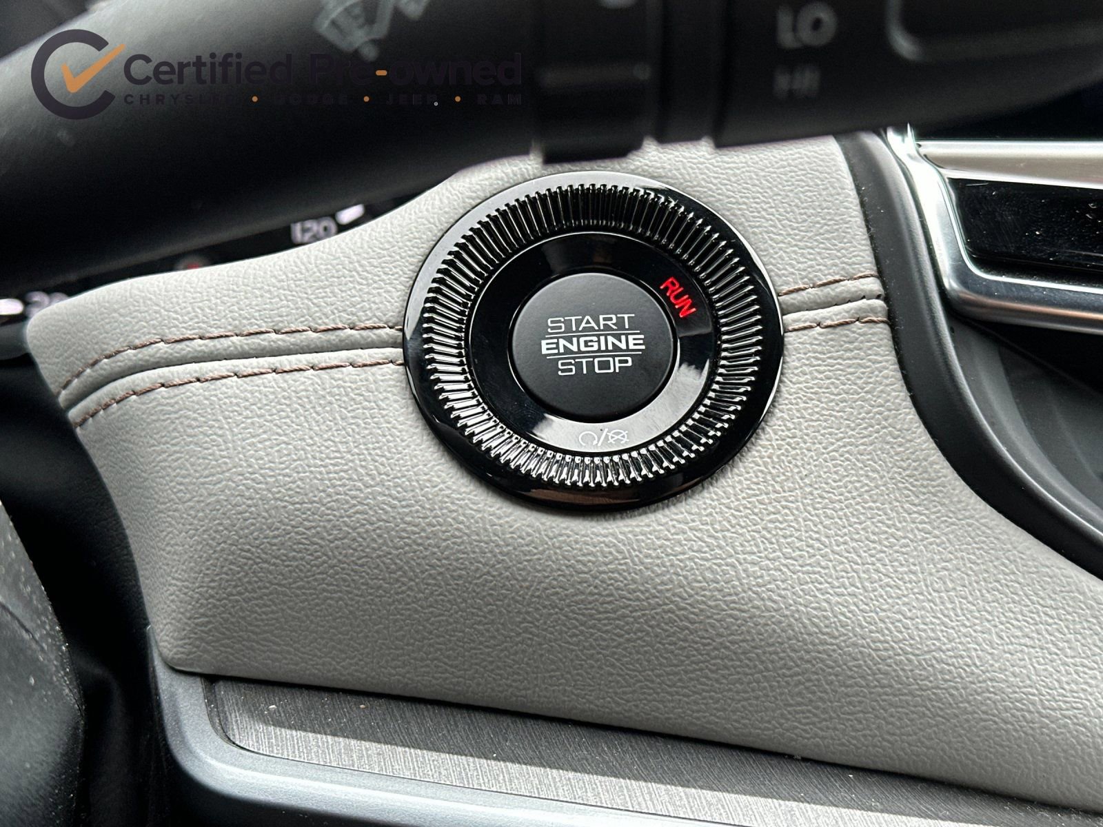 Used 2024 Jeep Compass Limited image 23